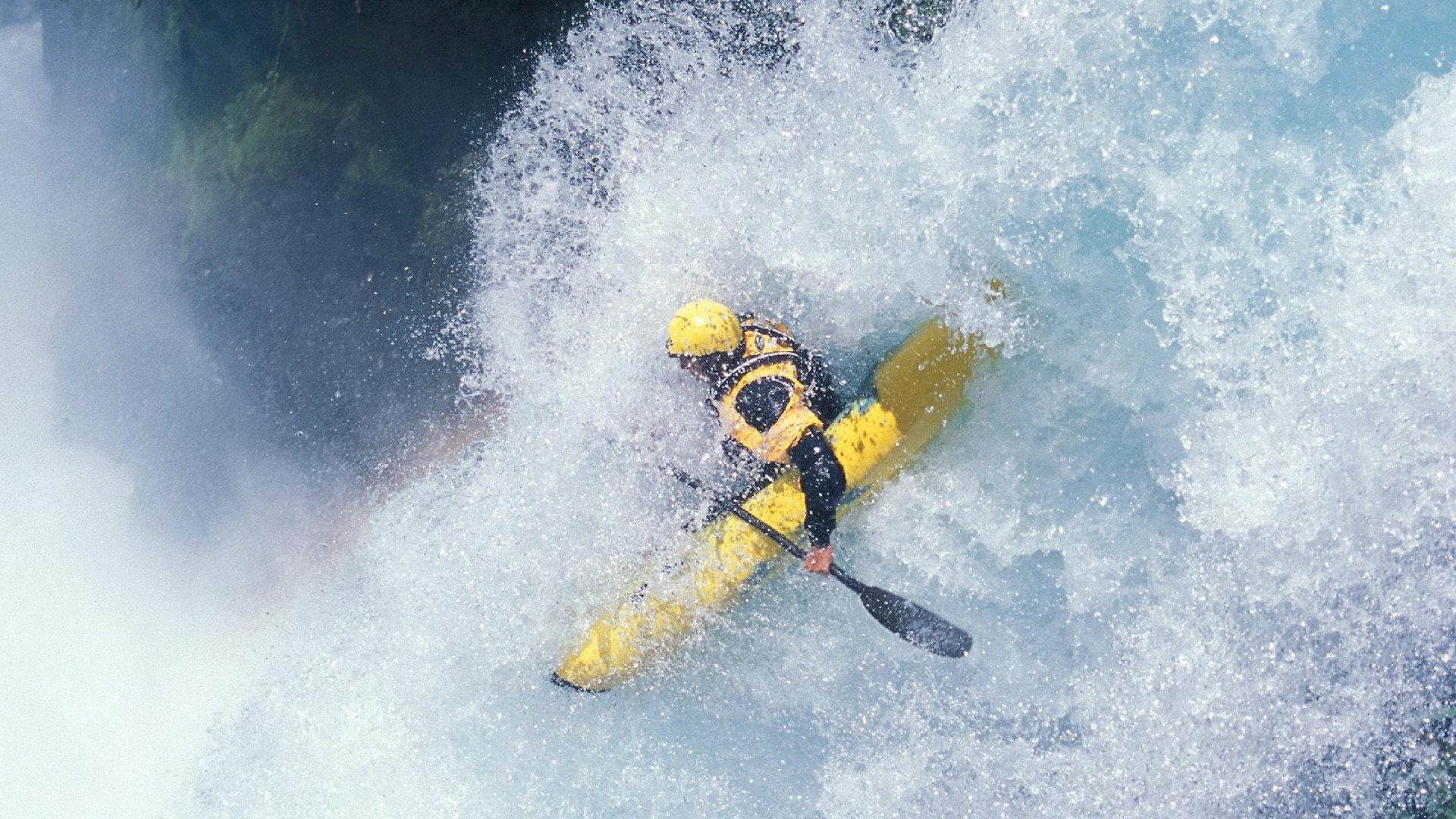 “马丁·高尔西的坚固防线，助阿根廷美洲狮队抗衡强敌”
